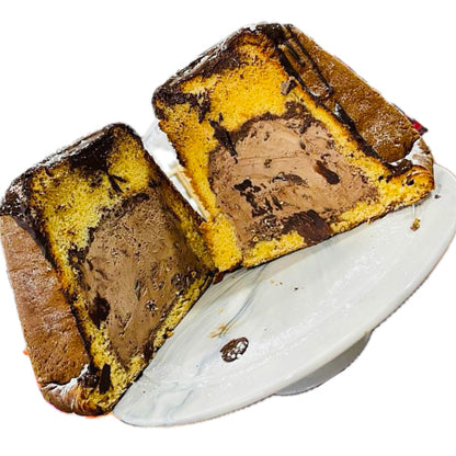 Geladoro - Pandoro filled with Ferrero Rocher